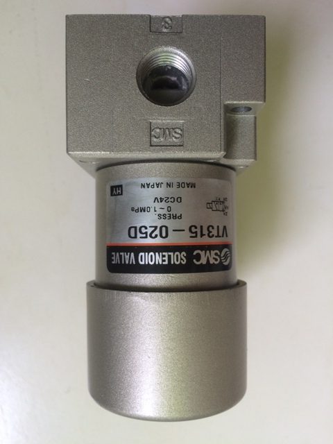 Van Điện Từ Khí Nén SMC VT315-025D